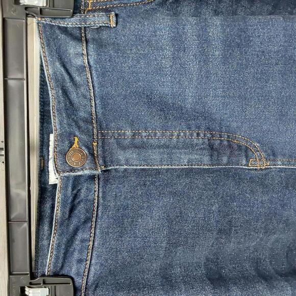 Women's High-Rise Relaxed Jeans - Ava & Viv | 24W - Picture 4 of 11